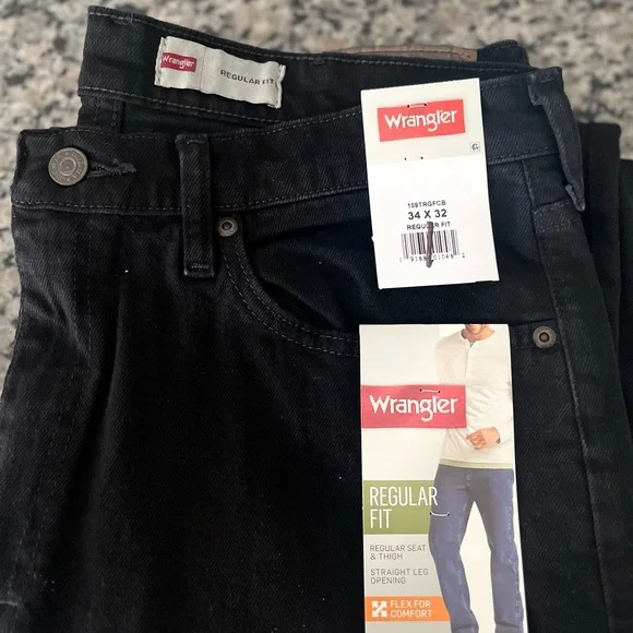 Men’s Wrangler Jeans/Regular Fit/Dark Blue Black/ 34x32 - Picture 1 of 7